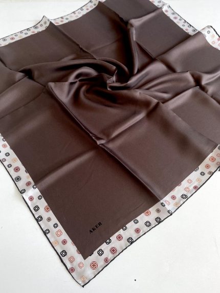 Aker Tivil İpek Eşarp 8738713-932 47486 Kahverengi-Krem Monogram Desen