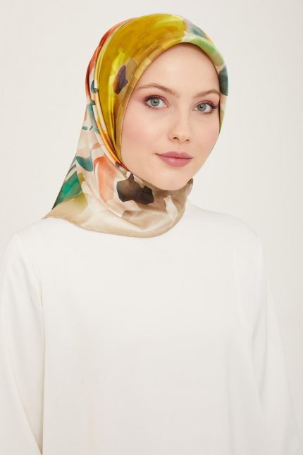 Armine Bej Batik Çiçek Desenli Sura İpek Eşarp 9103-32