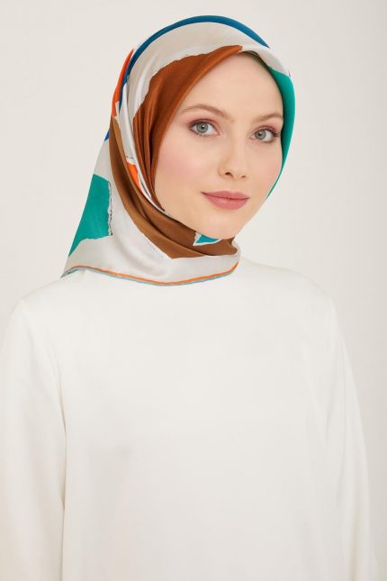 Armine Gri Geometrik Desen Sura İpek Eşarp 9125-83