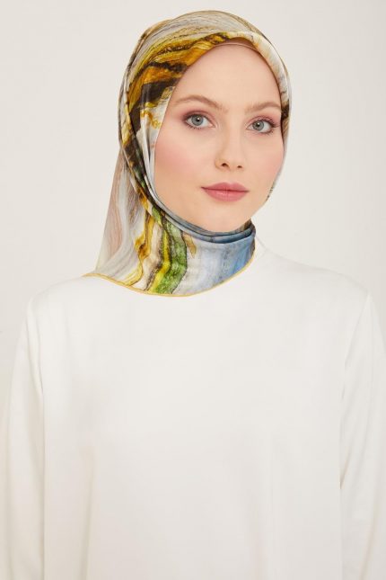 Armine Gri-Hardal Batik Desen Sura İpek Eşarp 9102-36