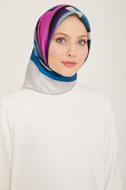 Armine Gri-Mor Geometrik Desen Tivil İpek Eşarp 9122-37