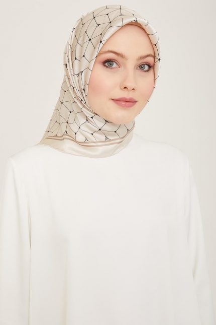 Armine Krem Geometrik Desen Tivil İpek Eşarp 9166-80