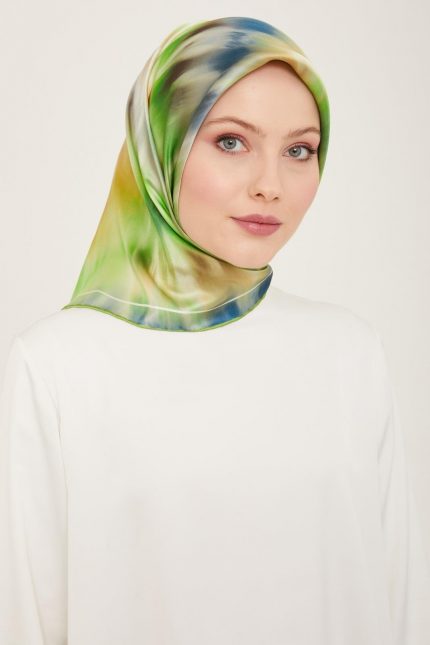 Armine Lacivert Neon Yeşil Batik Desen Sura İpek Eşarp 9136-02