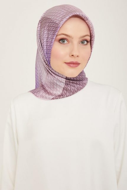 Armine Lila Geçişli Monogram Desen Sura İpek Eşarp 9104-83