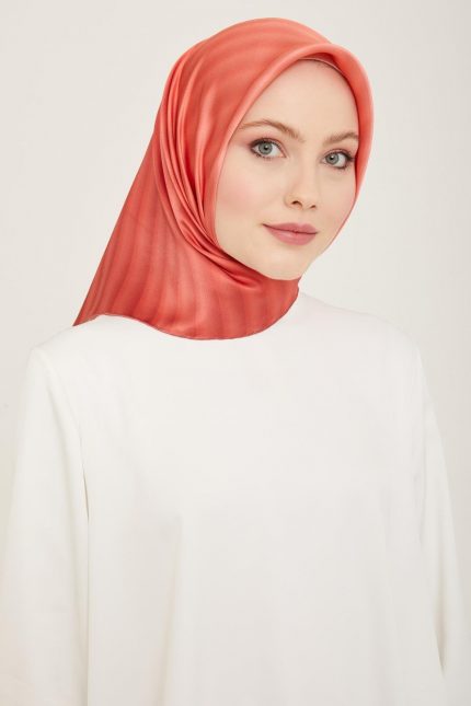 Armine Nar Çiçeği Çizgili Degrade Desen Sura İpek Eşarp 9150-04