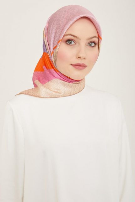 Armine Pembe-Turuncu Geçişli Monogram Desen Tivil İpek Eşarp 9111-39