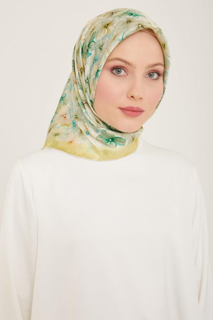 Armine Soft Yeşil Çiçek Desen Sura İpek Eşarp 9108-02