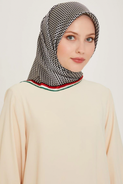 Armine Sura İpek Eşarp 9243-80 Beyaz Karışık Desen
