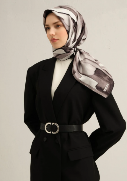 Armine Tivil İpek Eşarp 9306-03 Siyah Karışık Desen