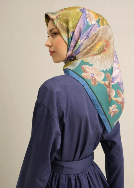 Armine Sura İpek Eşarp 9318-35 Yeşil Karışık Desen