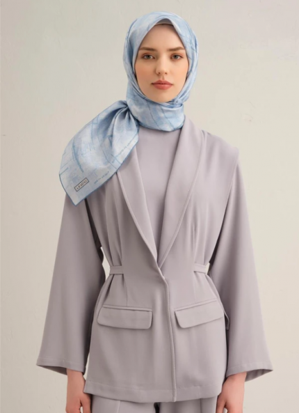 Armine Tivil İpek Eşarp 9339-07 Mavi Karışık Desen