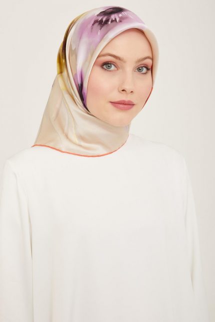 Armine Taş Çiçek Desen Sura İpek Eşarp 9105-80