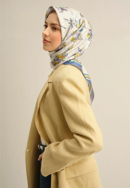 Armine Sura İpek Eşarp 9316-83 Beyaz Karışık Desen