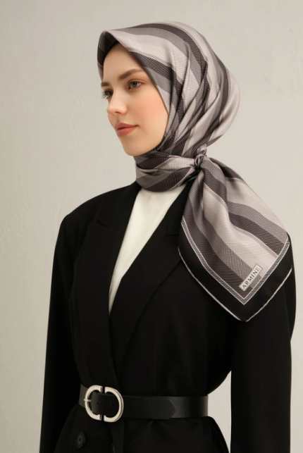 Armine Tivil İpek Eşarp 9327-83 Siyah Karışık Desen