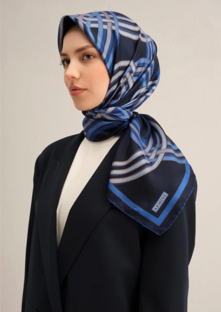 Armine Sura İpek Eşarp 9333-08 Lacivert Karışık Desen