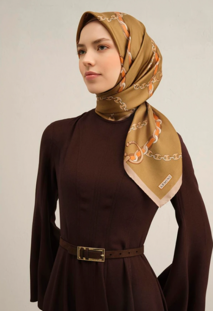Armine Sura İpek Eşarp 9346-39 Yeşil Karışık Desen