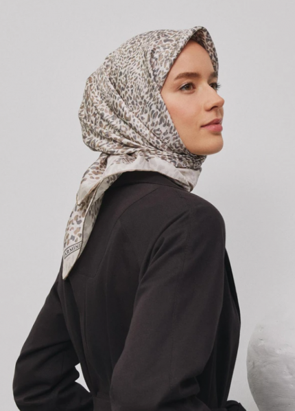 Armine Tivil İpek Eşarp 9352-05 Gri Karışık Desen
