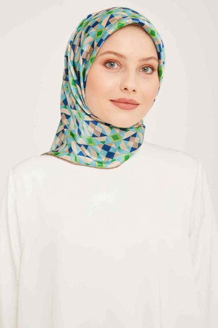 Armine Yeşil-Bej Desenli Sura İpek Eşarp 9045-31