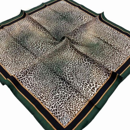 Levidor Yeşil Leopar Desenli Tivil İpek Eşarp 21061