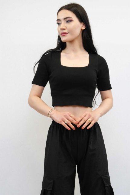Modelisse - Kare Yaka Triko Crop Siyah