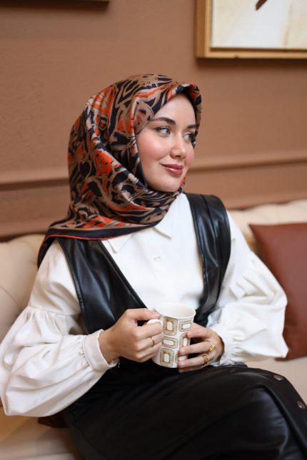 Silk Home Siyah-Vizon Çiçek Desen Tivil İpek Eşarp 11419-42