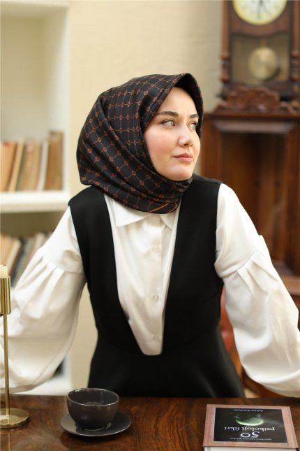 Silk Home Tivil İpek Eşarp 11393-28 Siyah Karışık Desen