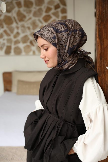 Silk Home Tivil İpek Eşarp 11468-34 İndigo Karışık Desen
