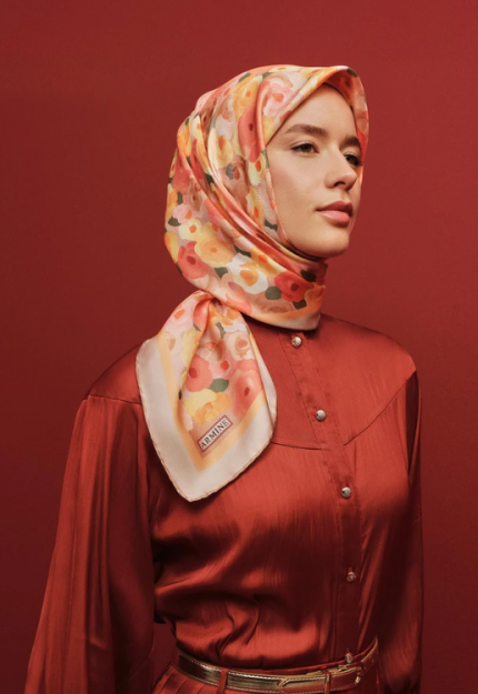 Armine Tivil İpek Eşarp 9300-55 Nar Çiçeği Karışık Desen