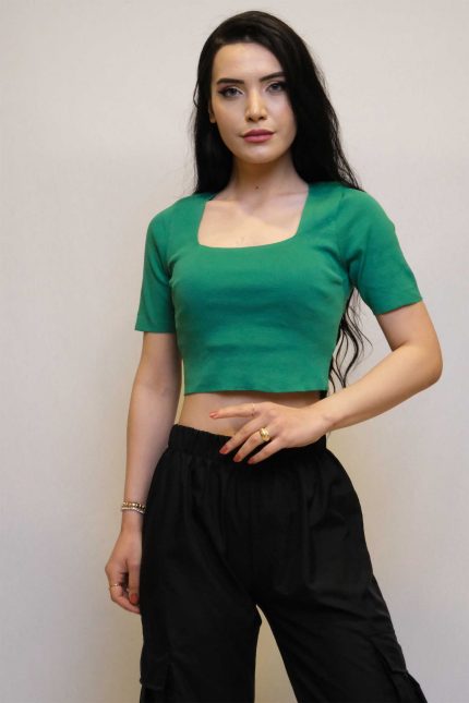 Modelisse - Kare Yaka Triko Crop Yeşil