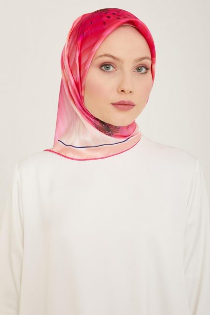 Armine Şeker Pembe Çiçek Desen Sura İpek Eşarp 9100-33
