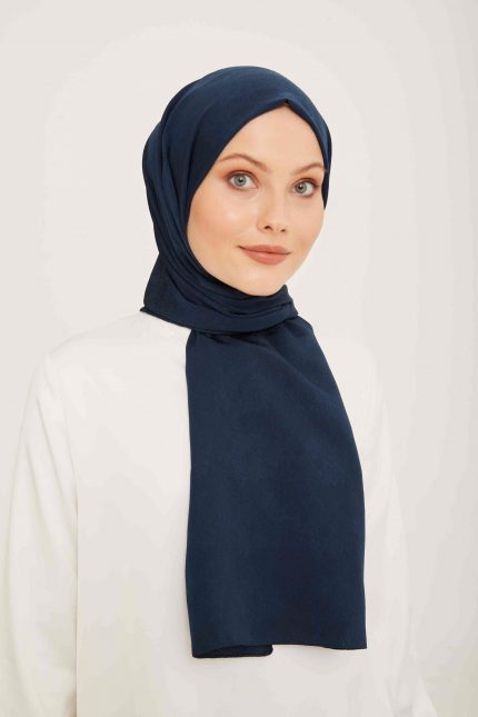 Armine Trend J.Capri Lacivert Düz Renk Şal 8-135