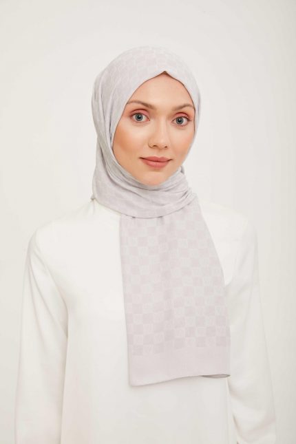 Armine Trend Ultra Lıght A Logo Gümüş Şal 18-3128