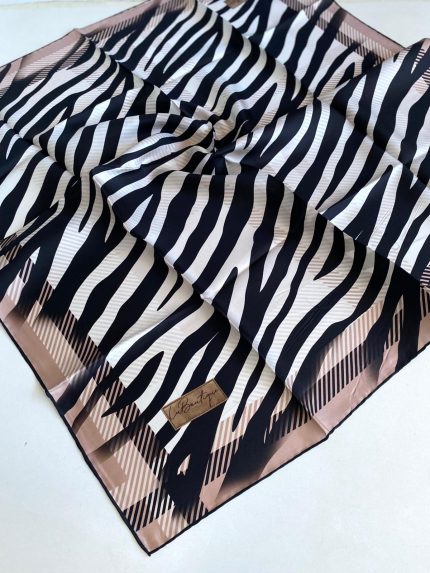 La Boutique Defolu Tivil İpek Eşarp 49891 Somon-Siyah  Karışık Desen