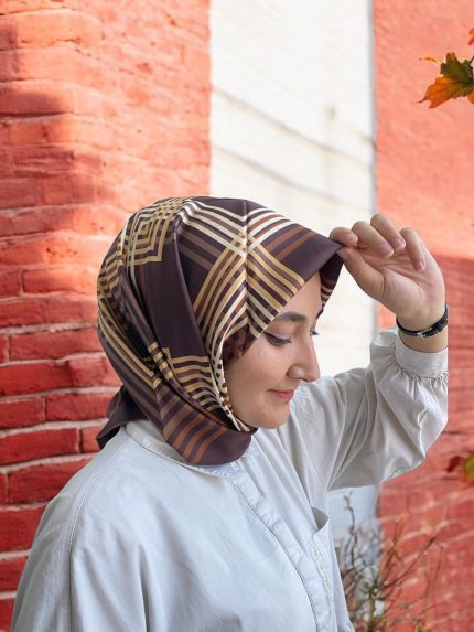 L'awilia Koyu Şarabi Çizgili Geometrik Desen Tivil İpek Eşarp 29011-21