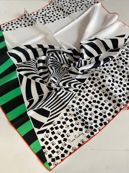 Pierre Cardin Defolu Tivil İpek Eşarp 43120 Siyah-Beyaz Karışık Desen