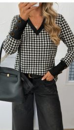 Kadın Uzun Kollu V Yakalı Desenli Süprem Bluz - Görsel 2