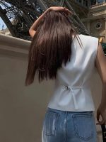 Kadın Sıfır Kollu önden Düğmeli Atlas Yelek - Görsel 3