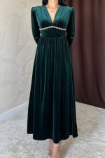 Zümrüt Göğüs Altı Taşlı Elbise - Görsel 2