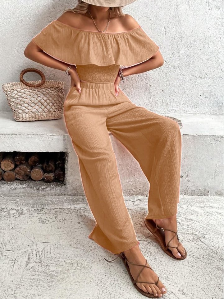 0a0f91c94b6f2f38b3e603ec0f090770 Kadın Aerobin Kumaş Fırfır Detaylı Madonna Yaka Takım - Görsel 1