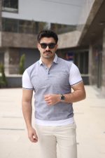 Erkek Polo Yaka Fermuar Detaylı Tişört - Görsel 2