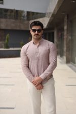 Erkek çizgi Desenli Gömlek - Görsel 2