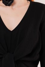 Ön Bağlamalı Volan Kol Siyah Bluz - Görsel 3