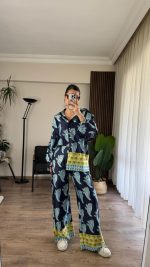 Desenli Saten Bol Takım - İndigo - Görsel 3