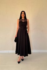 Siyah Önü Dantel Detaylı Kemerli Elbise - Görsel 2