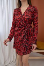 Kırmızı Leopar Desenli Saten Elbise - Görsel 3