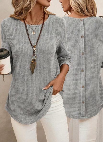 Kadın Uzun Kollu Yuvarlak Yaka Arkadan Düğmeli Waffle Bluz