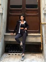 Kadın Ek Parça Kapüşon Kol Arma Detay Gabardin Ceket