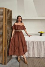 Kahverengi Omzu Lastikli Brode Elbise - Görsel 3