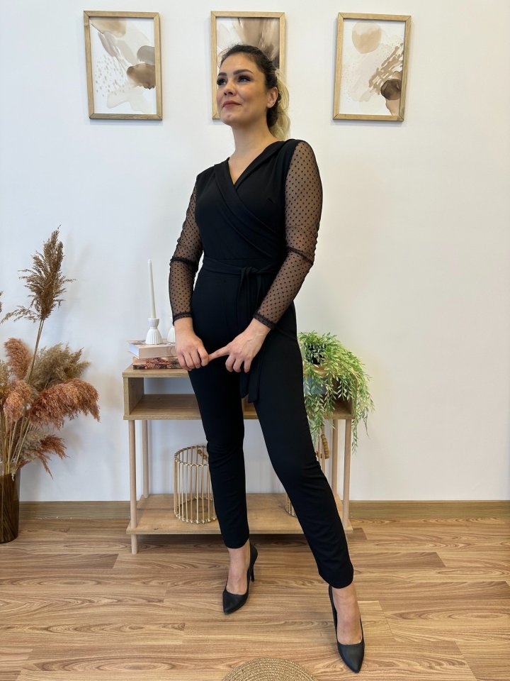 2cd08122cc614a47a5907c84d72722e4 Krep Kumaş Kol Tül Puan Detaylı Kuşaklı Tulum 141 Cm - Görsel 1