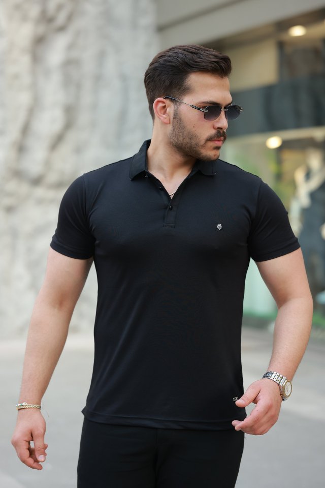 31cd5d26b167568b8572d4e11aefab43 Erkek Yakalı Arma Detaylı Kısa Kollu Tişört - Görsel 1